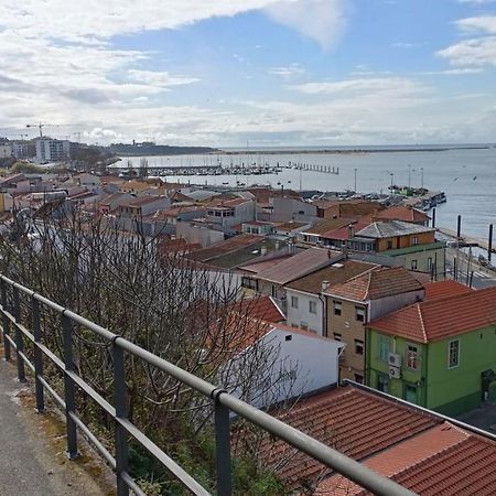 Douro Afurada Boutique Apartments บีลาโนวาเดกายา ภายนอก รูปภาพ