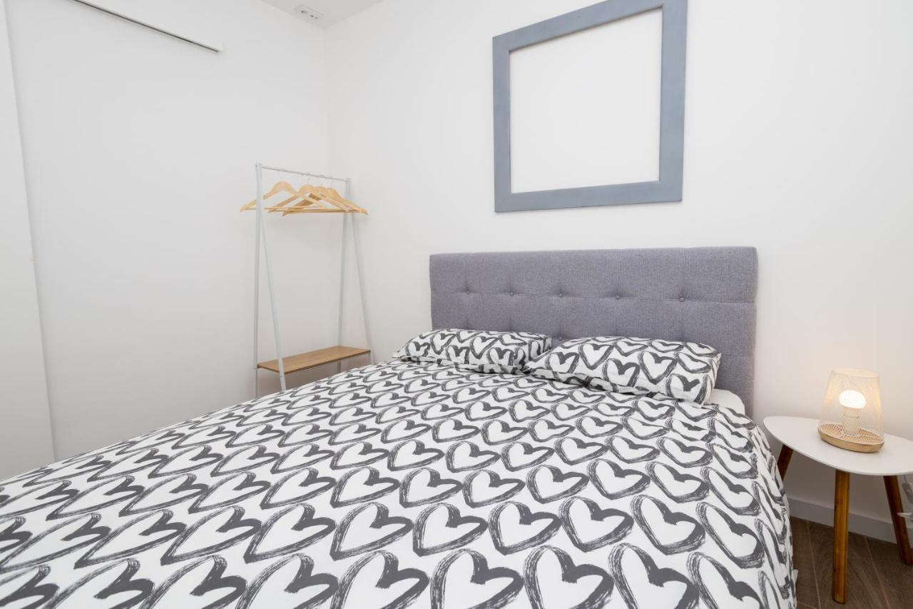 Douro Afurada Boutique Apartments บีลาโนวาเดกายา ภายนอก รูปภาพ
