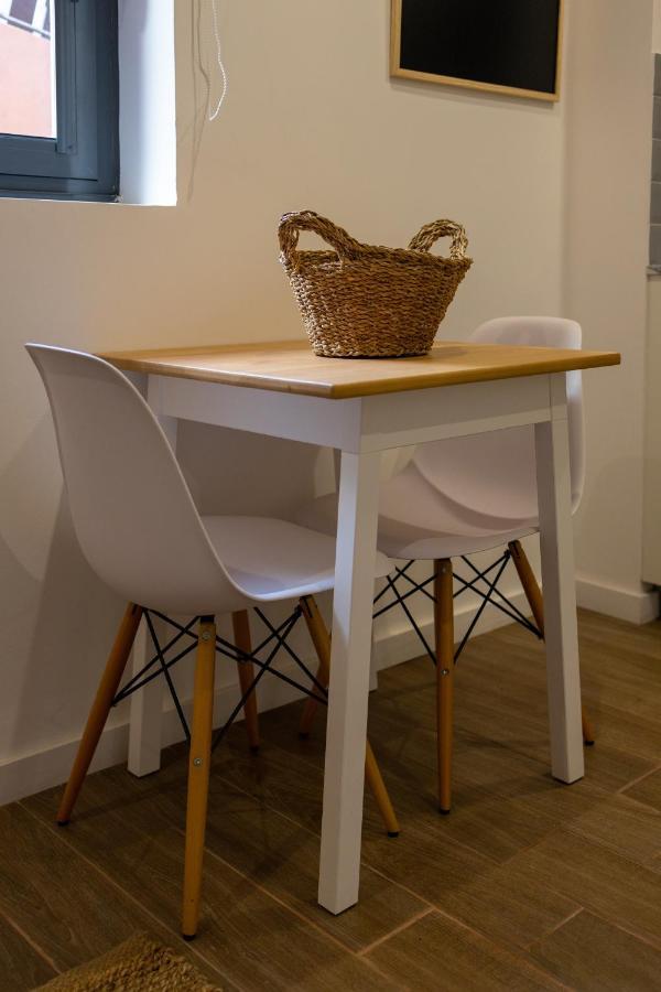 Douro Afurada Boutique Apartments บีลาโนวาเดกายา ภายนอก รูปภาพ