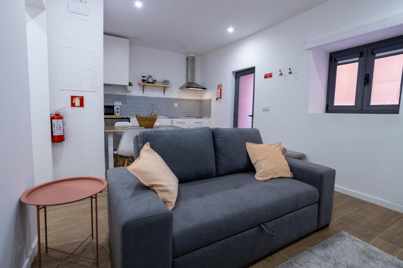 Douro Afurada Boutique Apartments บีลาโนวาเดกายา ภายนอก รูปภาพ