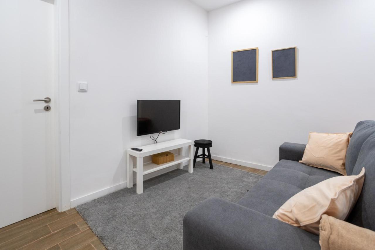 Douro Afurada Boutique Apartments บีลาโนวาเดกายา ภายนอก รูปภาพ