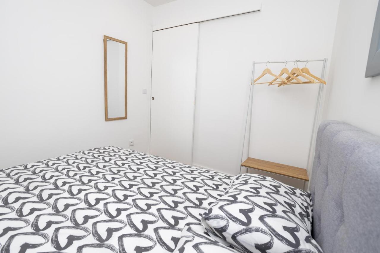Douro Afurada Boutique Apartments บีลาโนวาเดกายา ภายนอก รูปภาพ