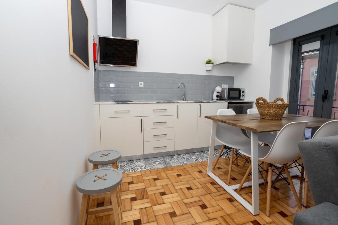 Douro Afurada Boutique Apartments บีลาโนวาเดกายา ภายนอก รูปภาพ